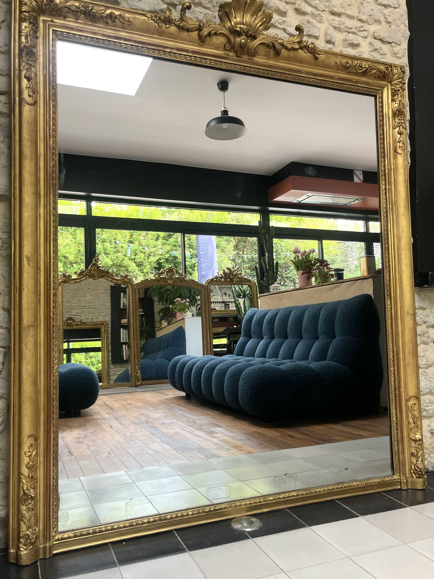 Fireplace mirror with pediment and pearl 178.5/151cm gold leaf, mercury