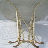 Old style garden table eiffel