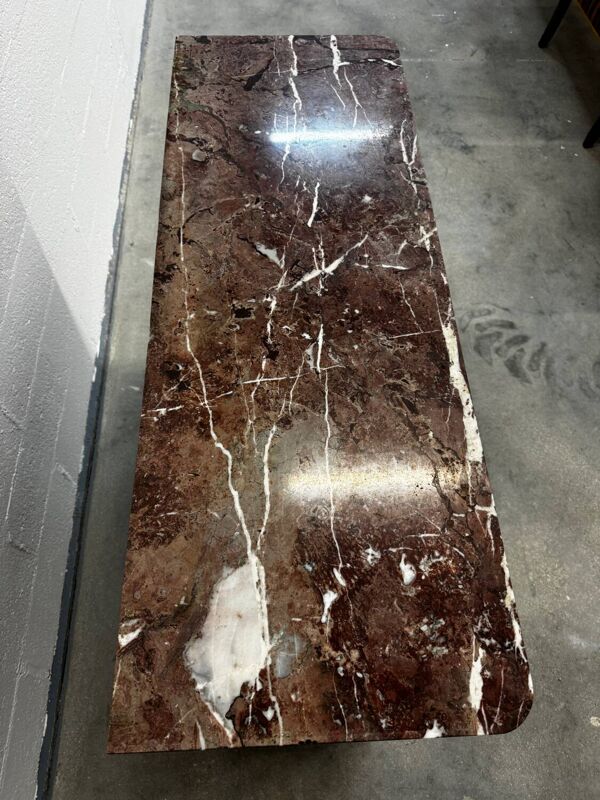 Buffet Louis XVI en bois et marbre