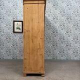Large English wardrobe in solid pine (renovated)
