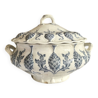 Sarreguemines Iron Earth Soup Tureen Pine Cones