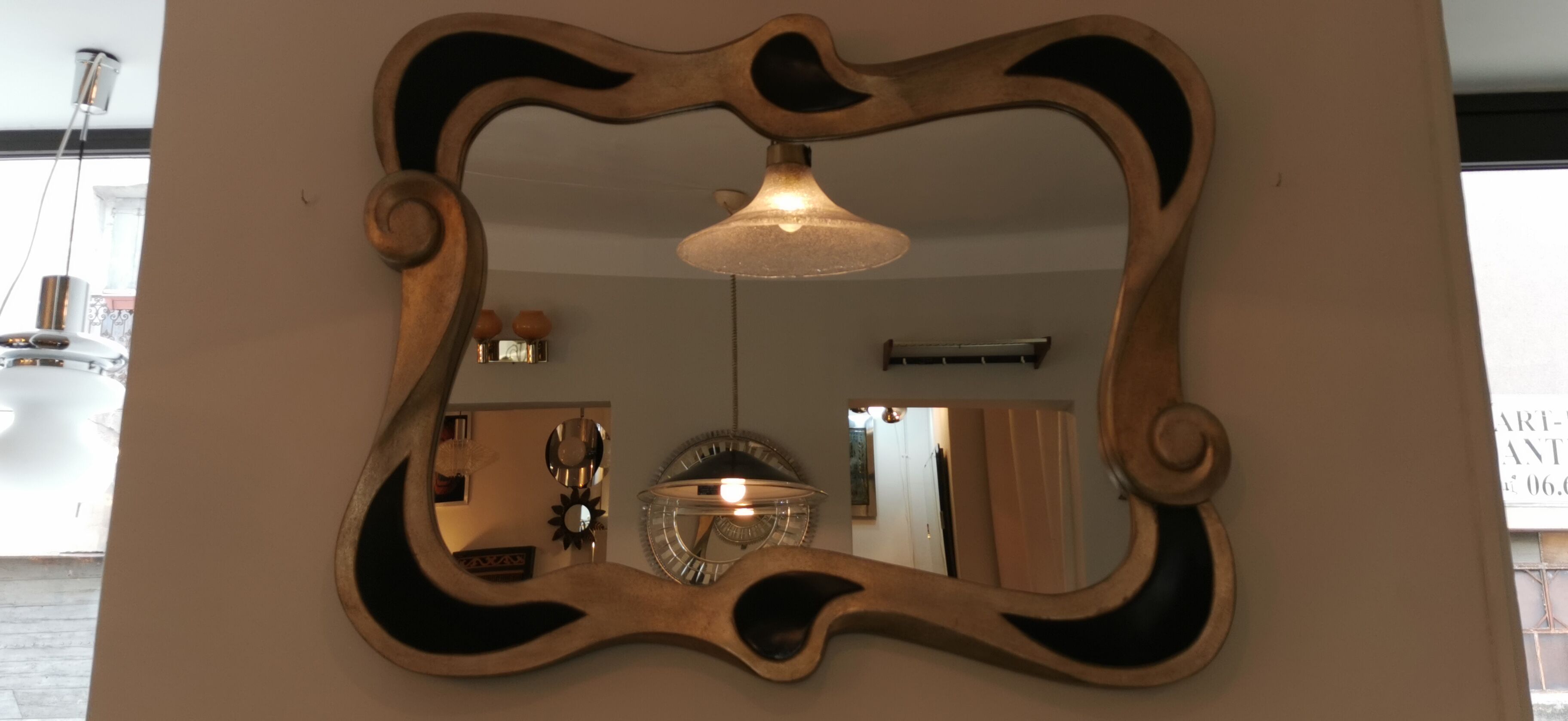 Miroir xxl néo baroque noir et doré années 80