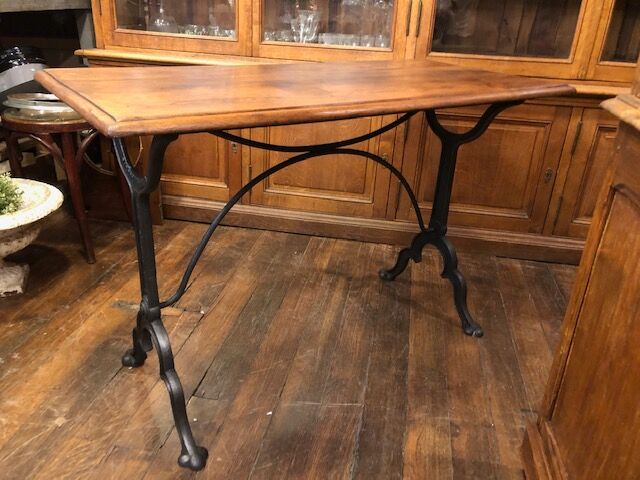 Pierre Ouvier bistro table