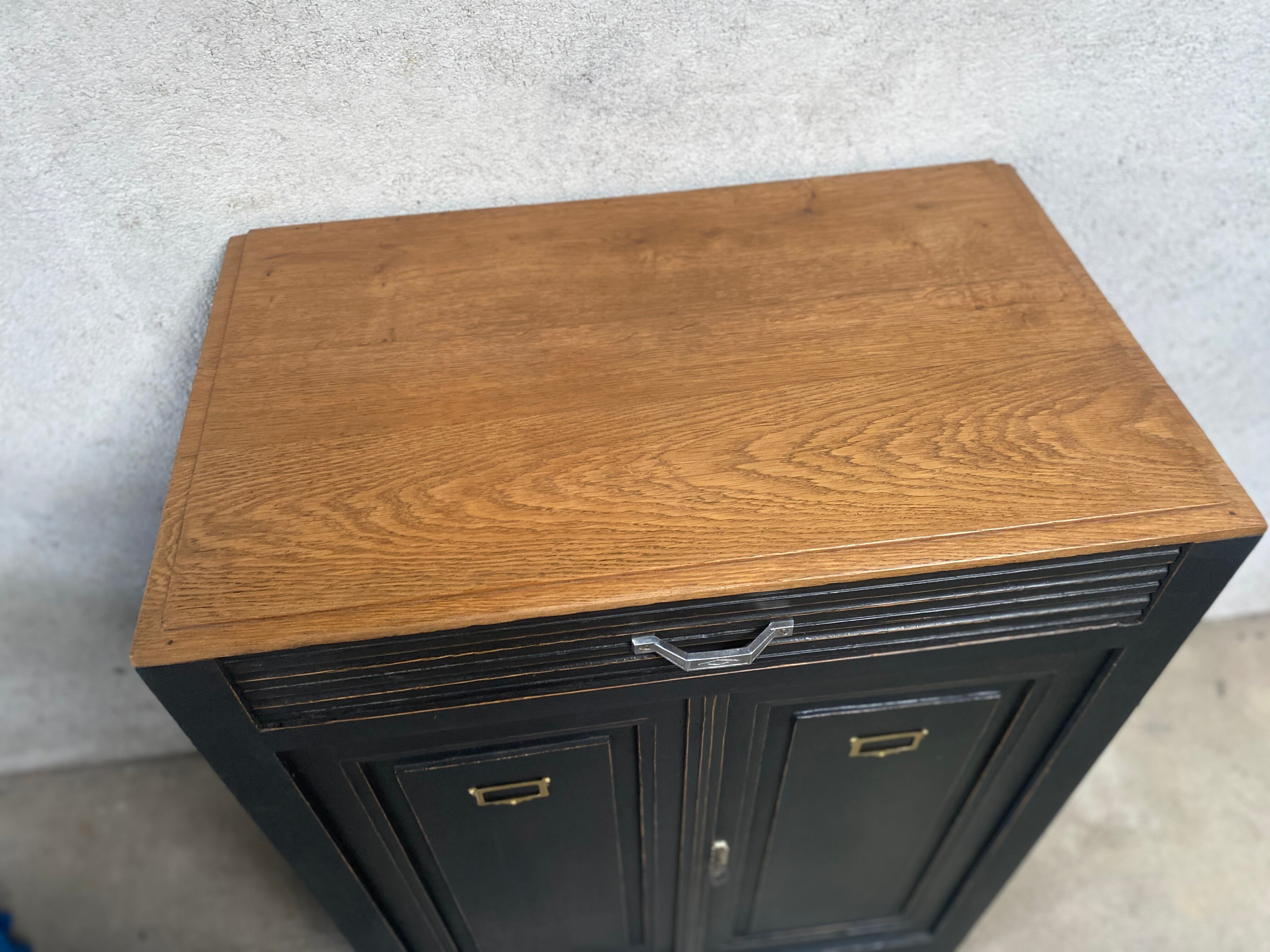 Black Parisian oak sideboard