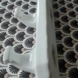 Earthenware towel holder
