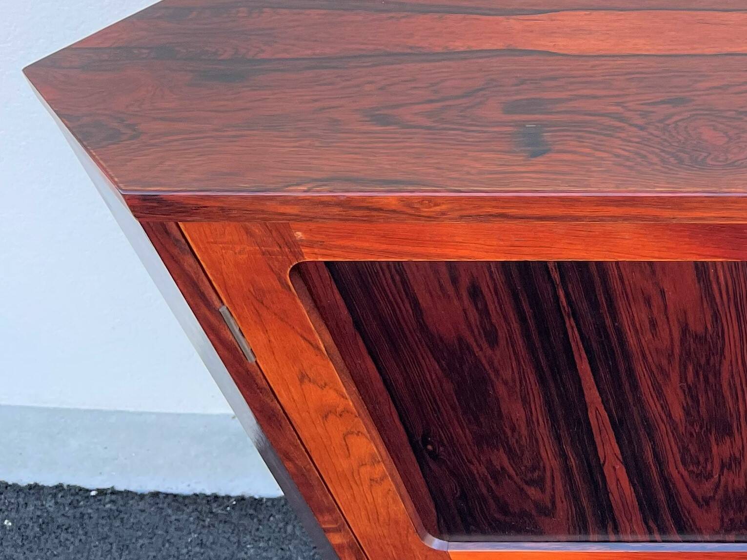 Vintage Scandinavian Wahl Iversen corner cabinet in Rio rosewood 1960