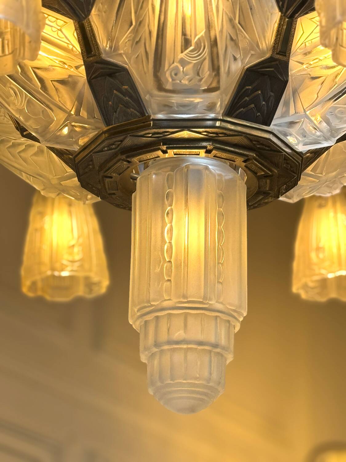 Art Deco Gilles Chandelier