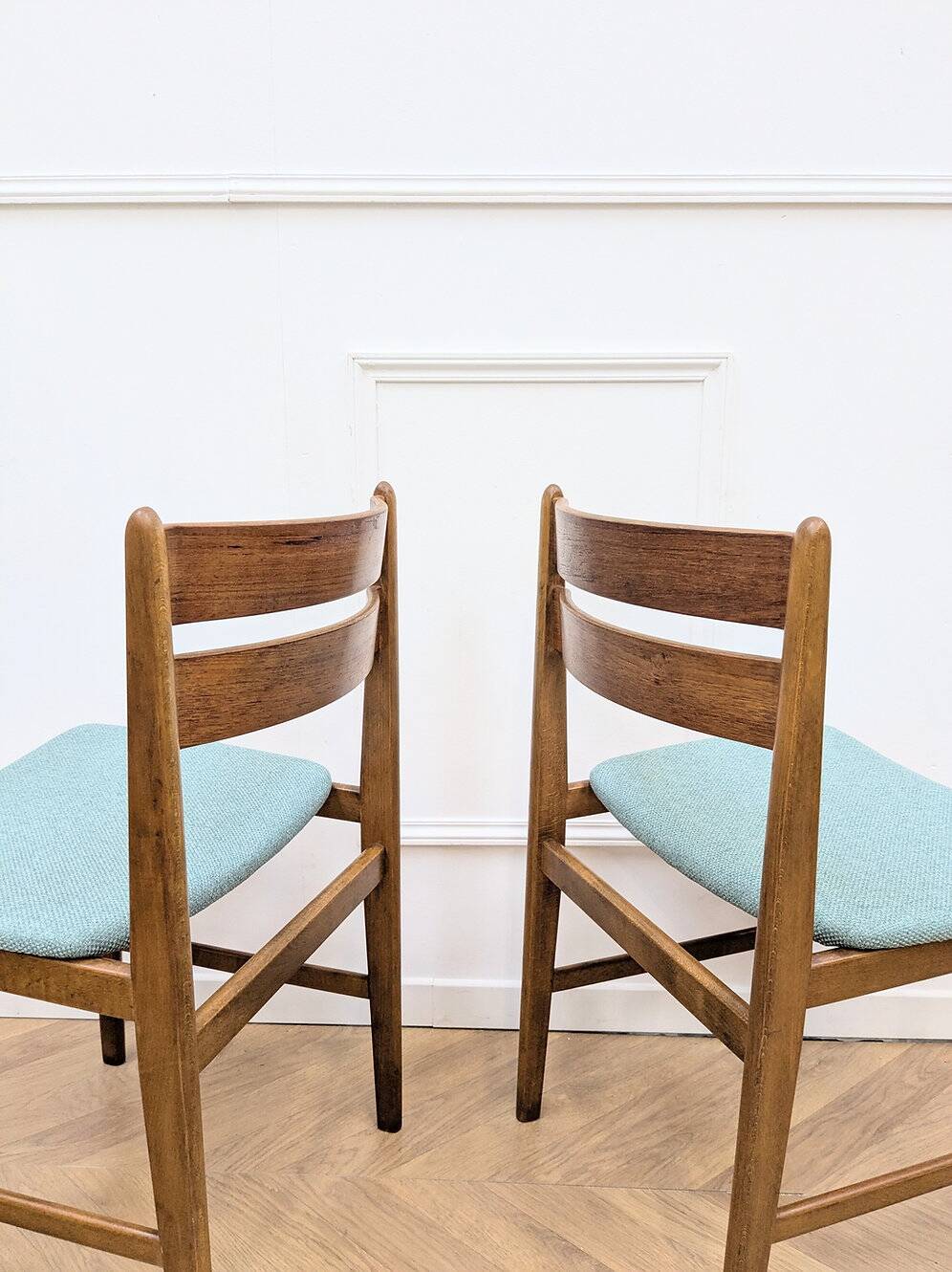 6 chaises vintage design scandinaves