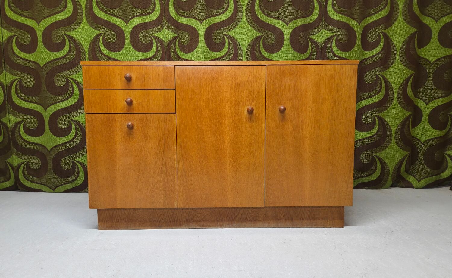 1970s vintage buffet