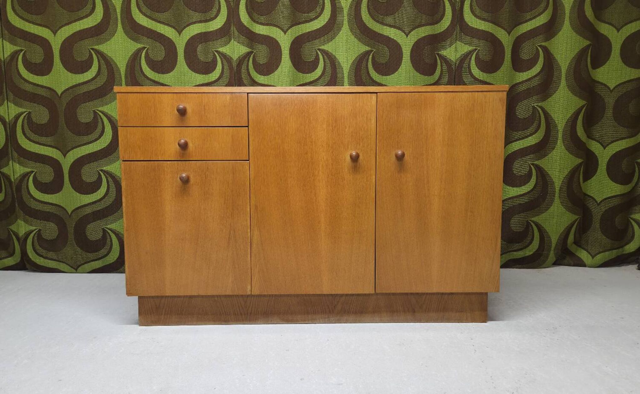1970s vintage buffet