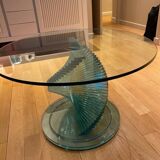 Round glass design table