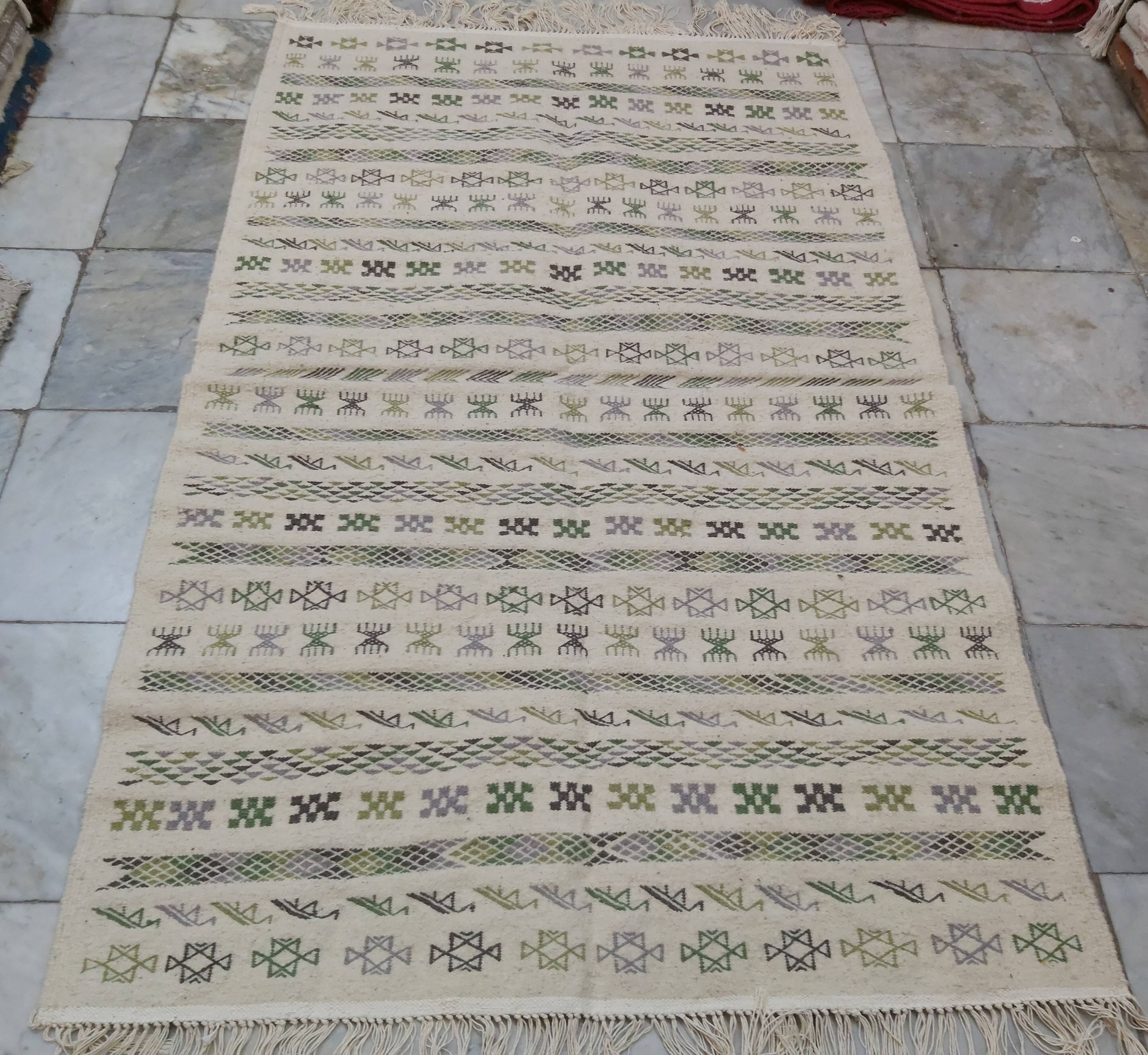 Handmade Berber white patterned white carpet