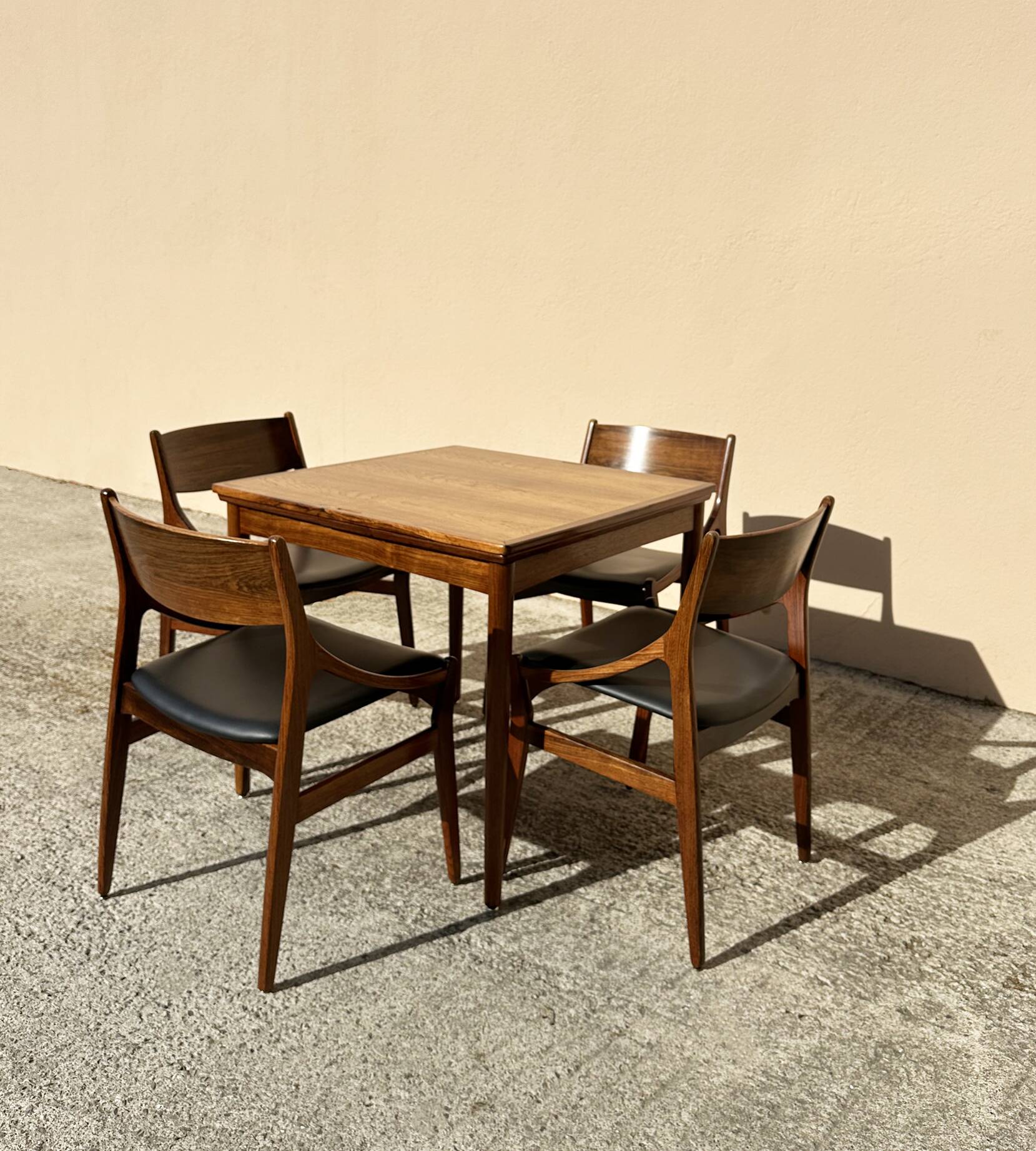 Danish extendable dining table and games table in Rio rosewood, 1960.