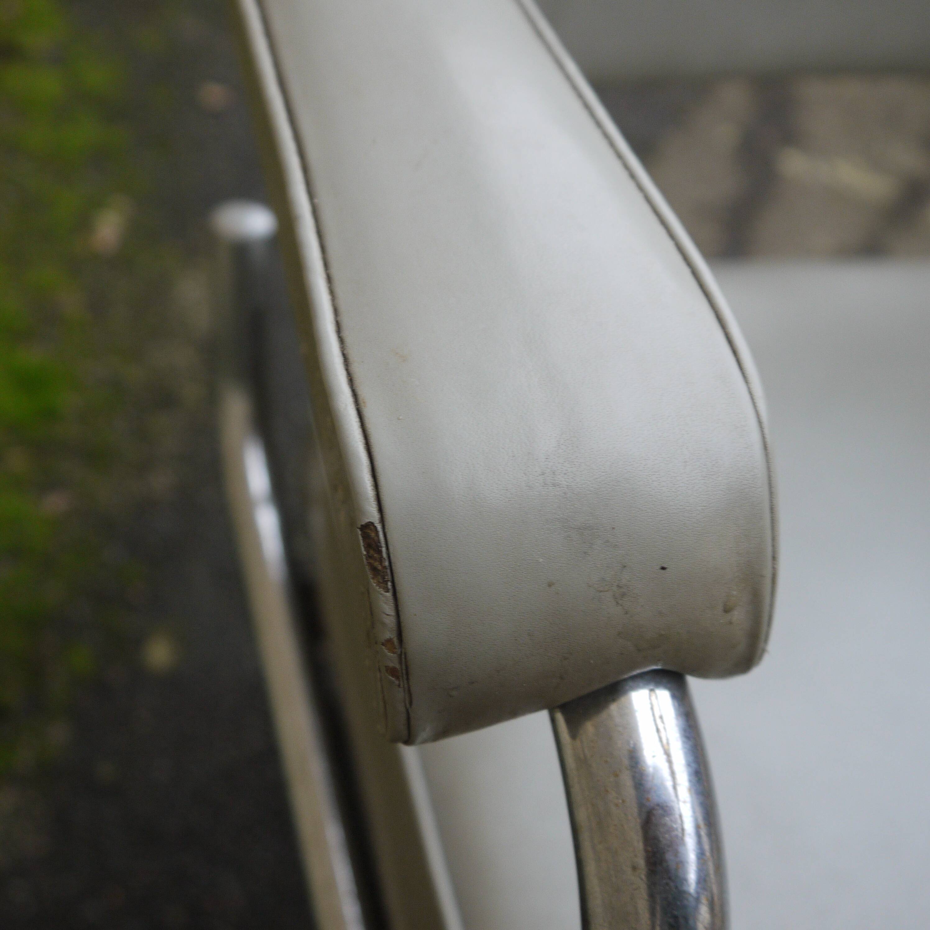 Industrial swivel office chair