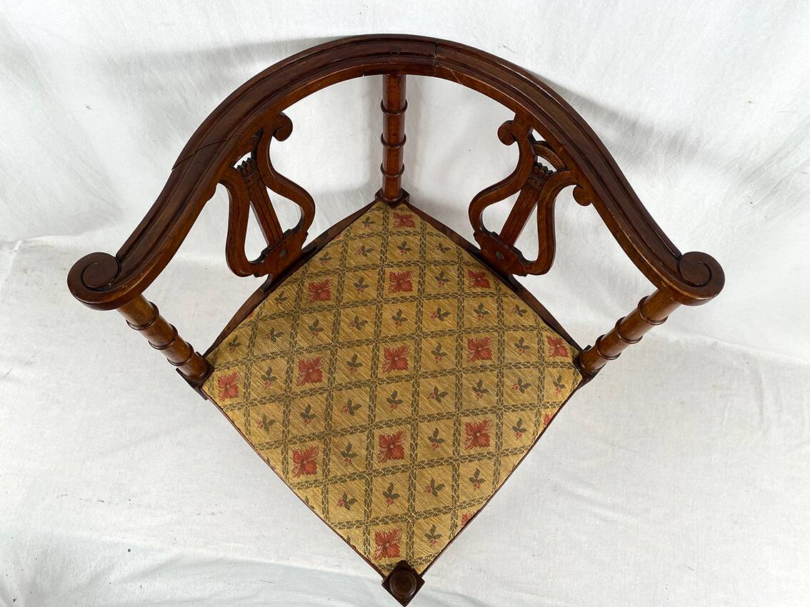 Fauteuil de coin à dossier lyre, vers 1900