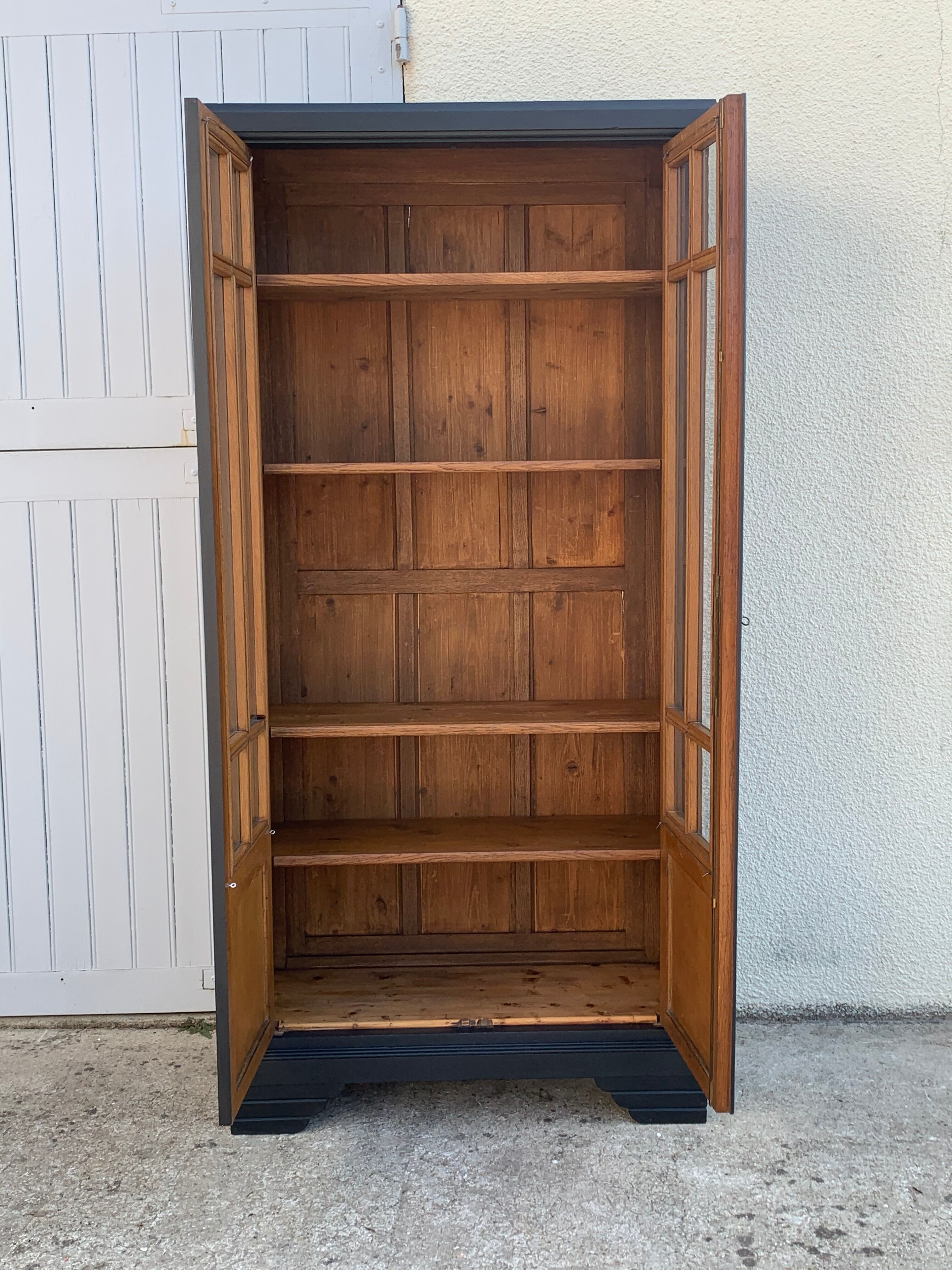 Glass-glazed Parisian wardrobe 1930
