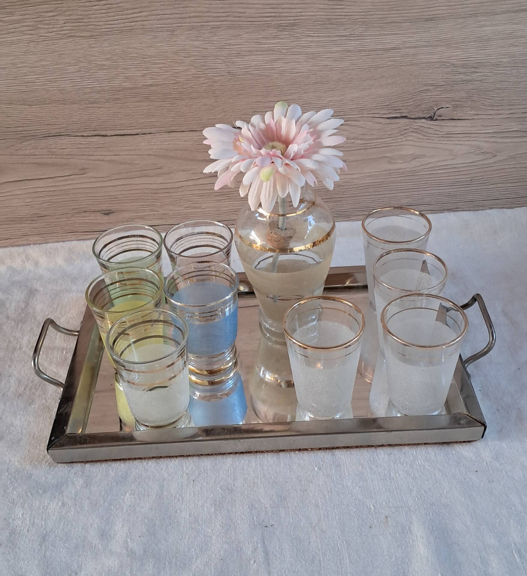 Vintage liqueur service from the 50s/60s — Decanter, 9 pastel glasses & tray