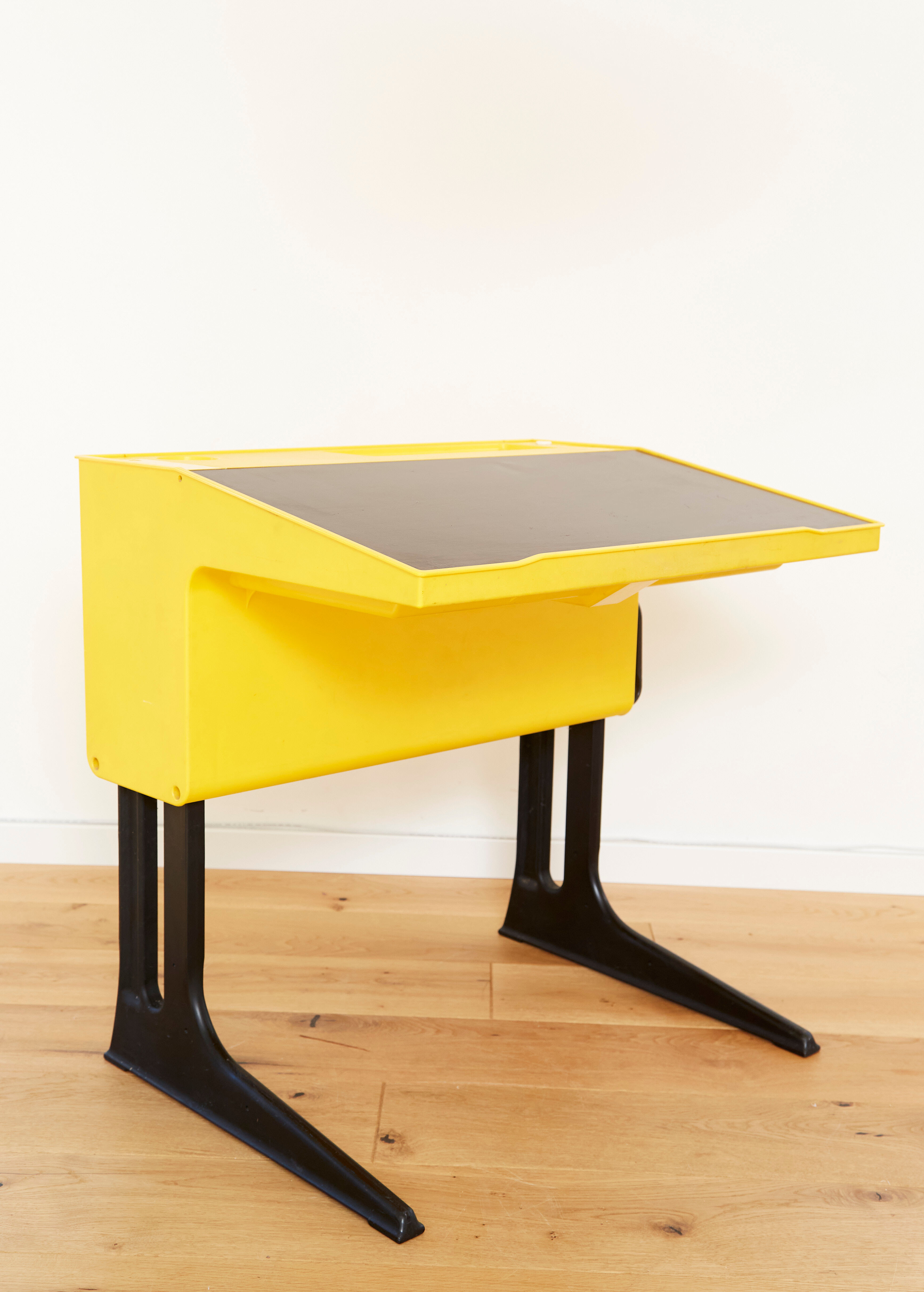 Luigi Colani Space Age Childrens Desk&Chair for Flötotto