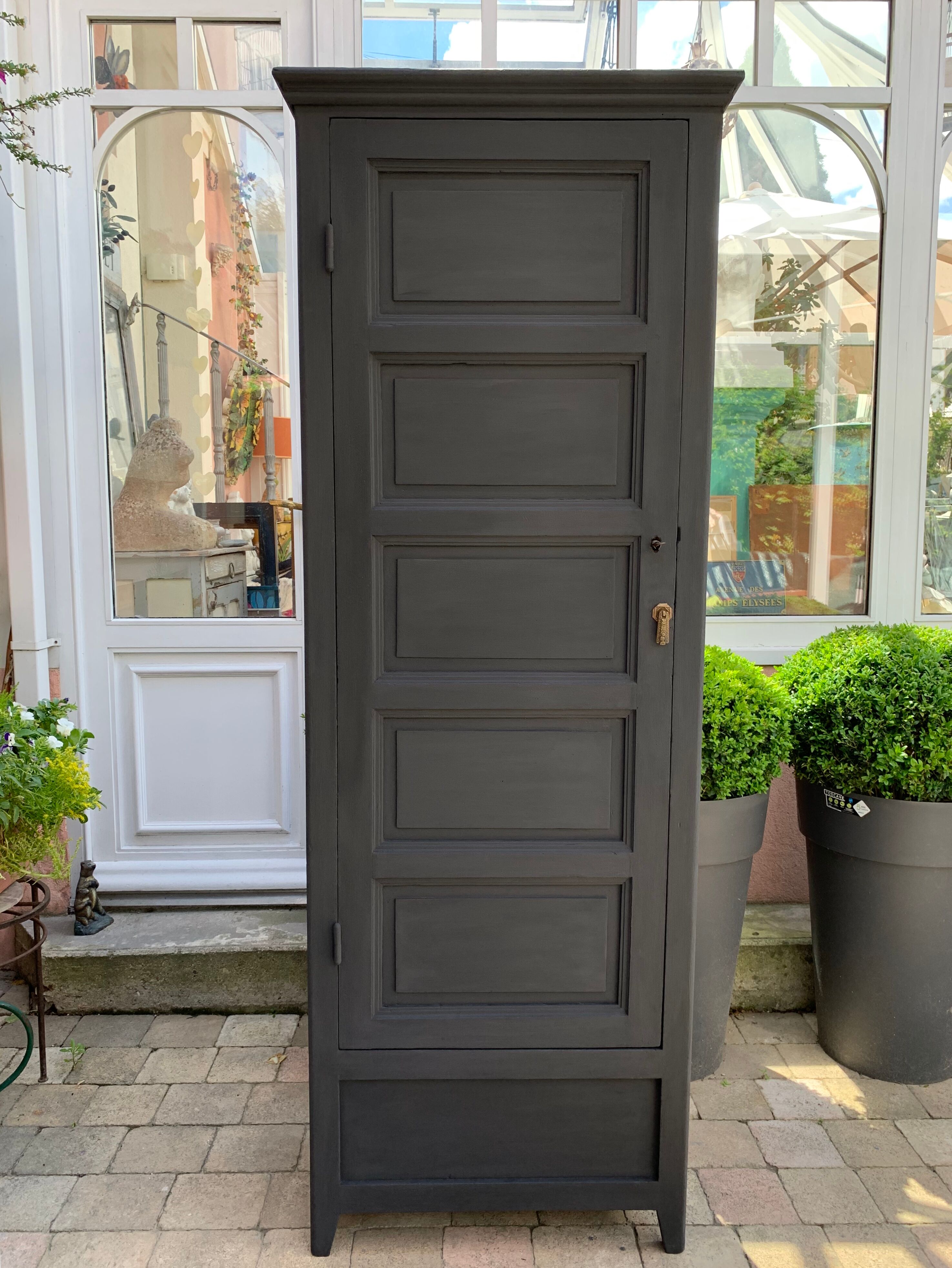 Parisian wardrobe cap 30 's