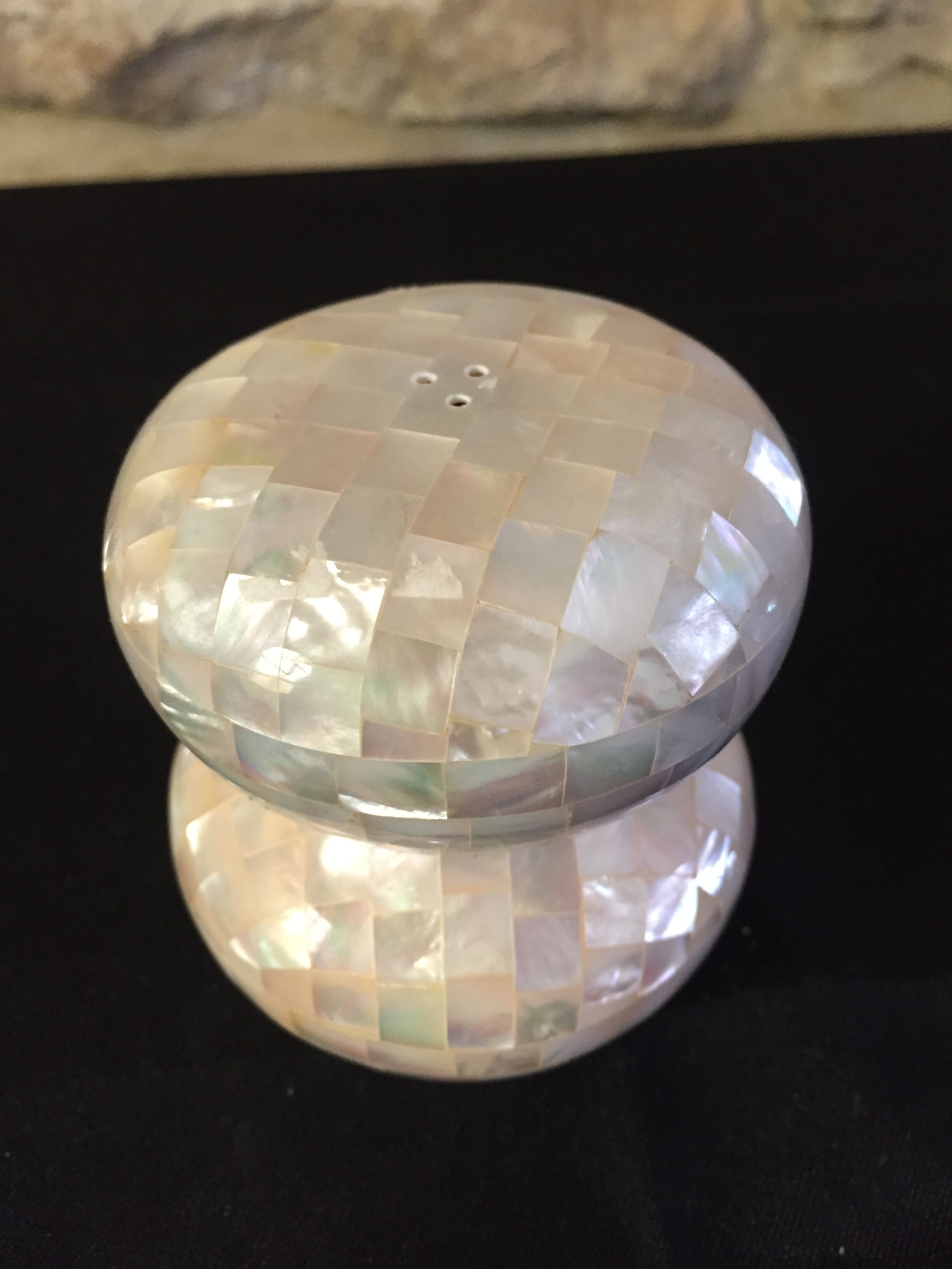 Salt and pepper in mother-of-pearl