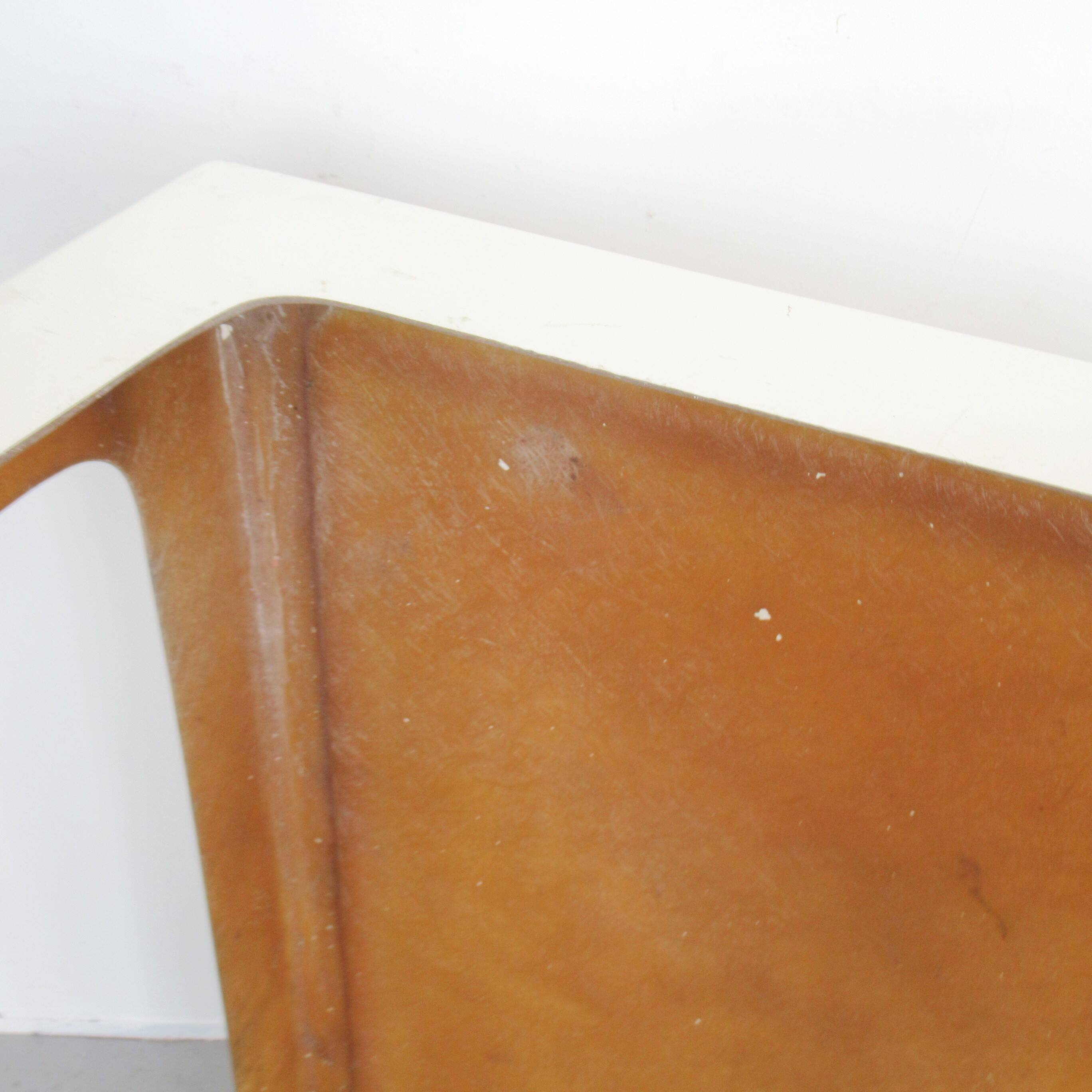 Kostka 70s square fiberglass coffee table