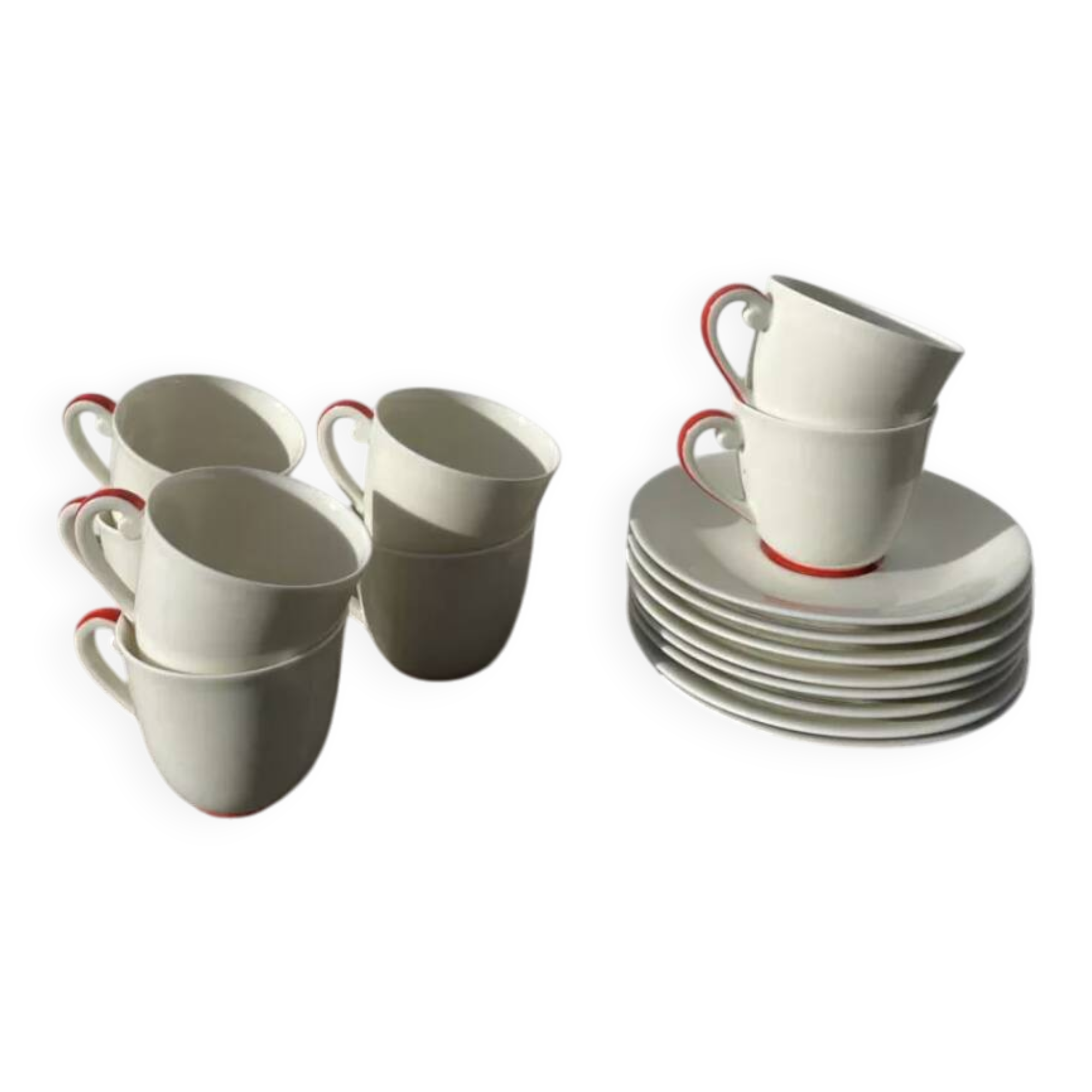 8 tasses en porcelaine fine blanche de Limoges Art déco
