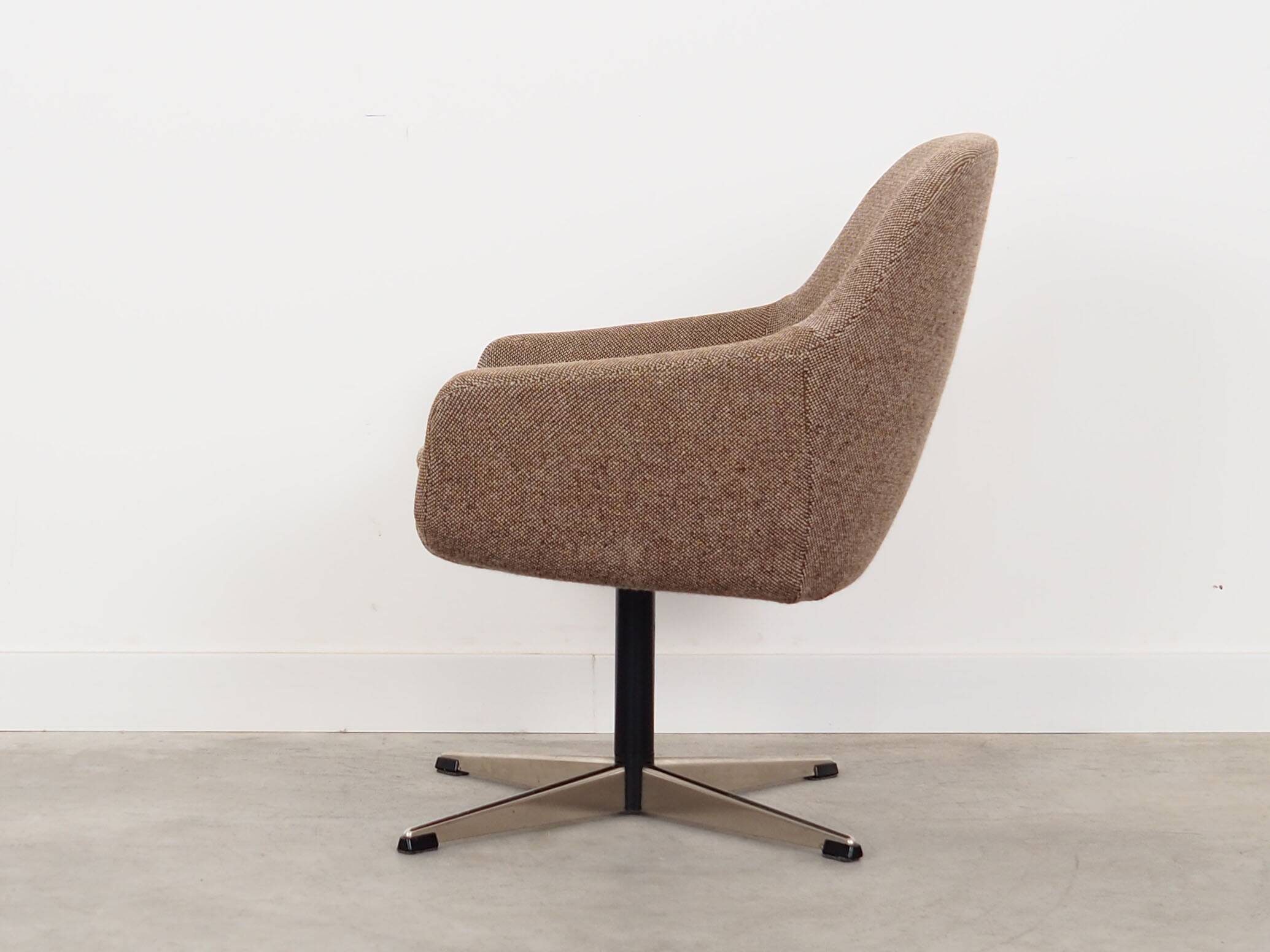 Brown armchair, Danish design, 1970s, production: Denmark