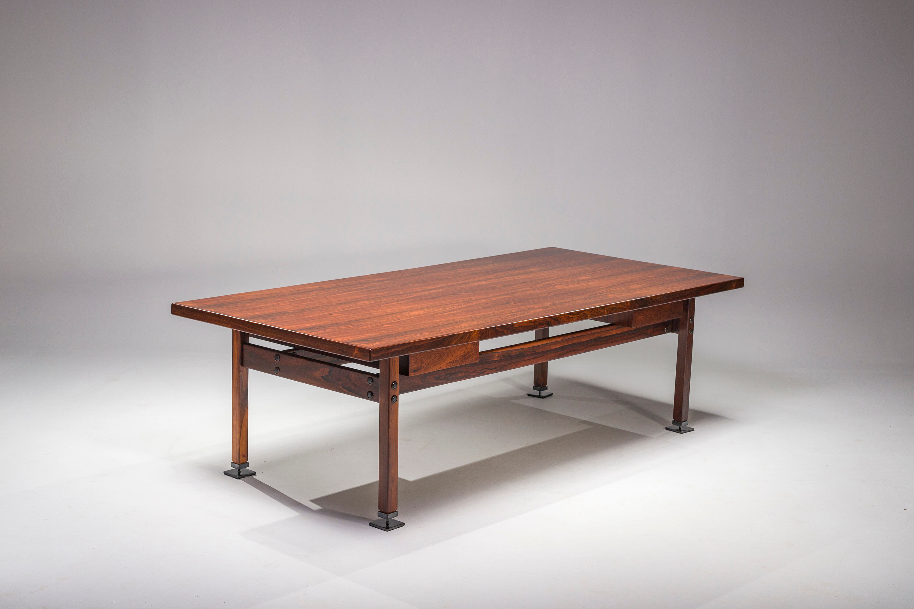 Mid-Century Modern Jacaranda Itamaraty Desk by Sergio Rodrigues for Oca, Brazil, 1960s