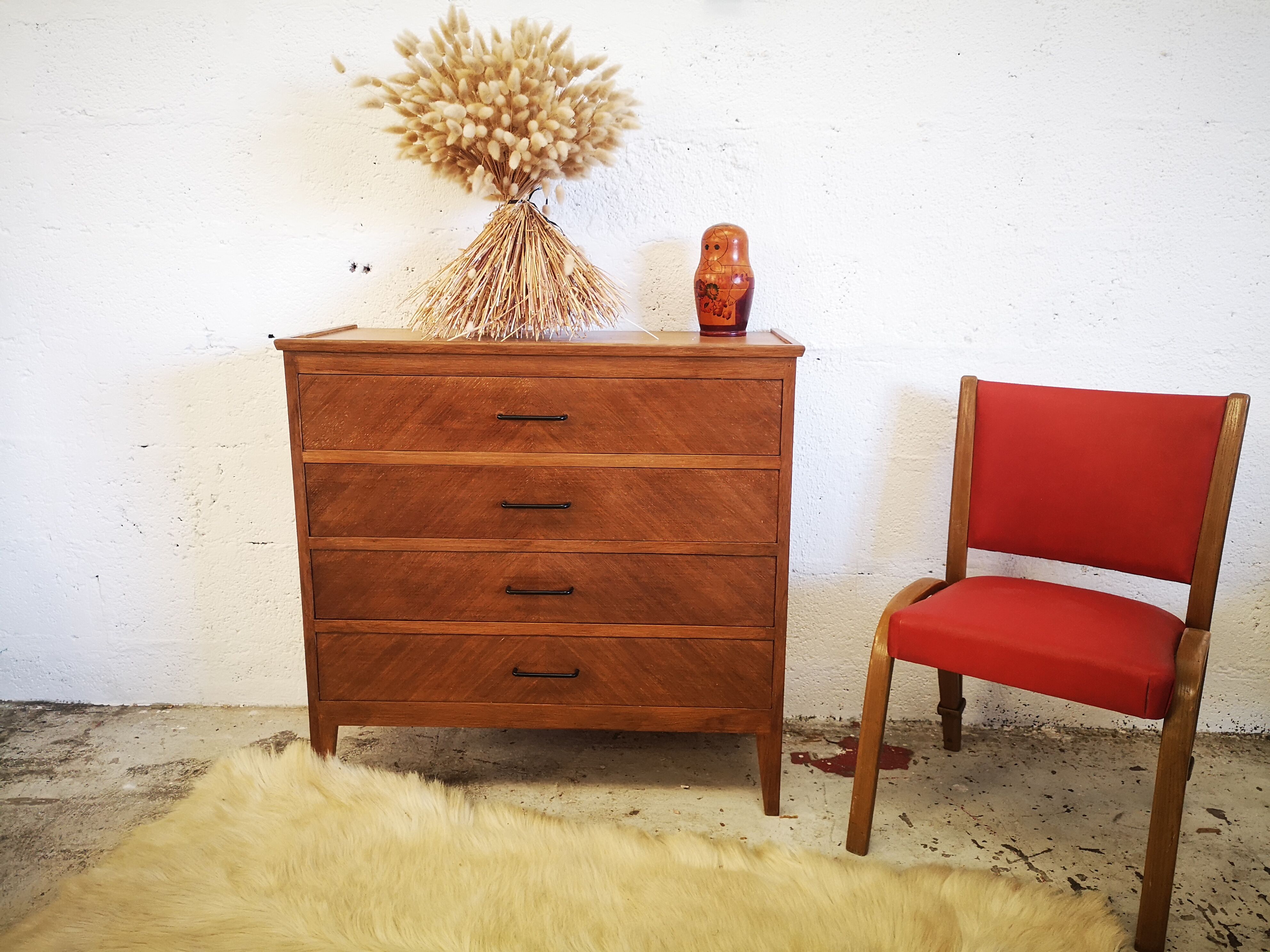 Vintage chest of drawers
