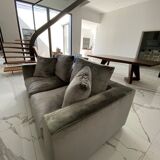 Casadesus sofa