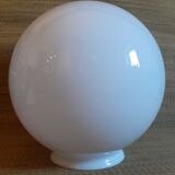 Globe 30cm en verre blanc ancien