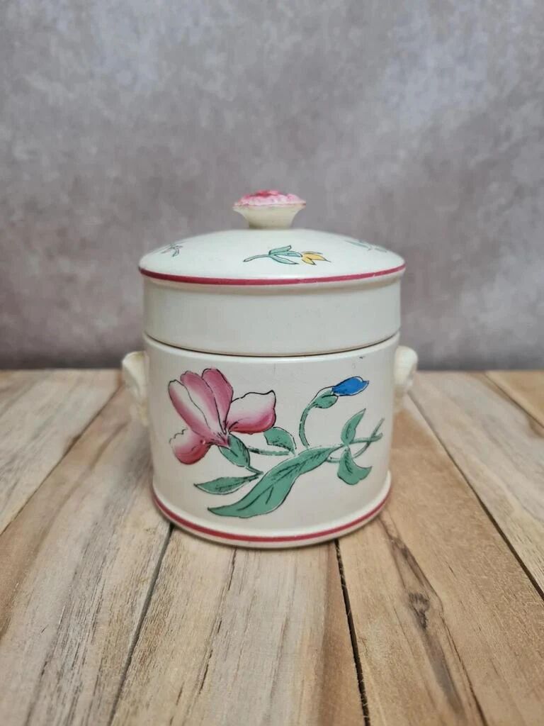 Small covered pot Sarreguemines with an old floral design – vintage charm