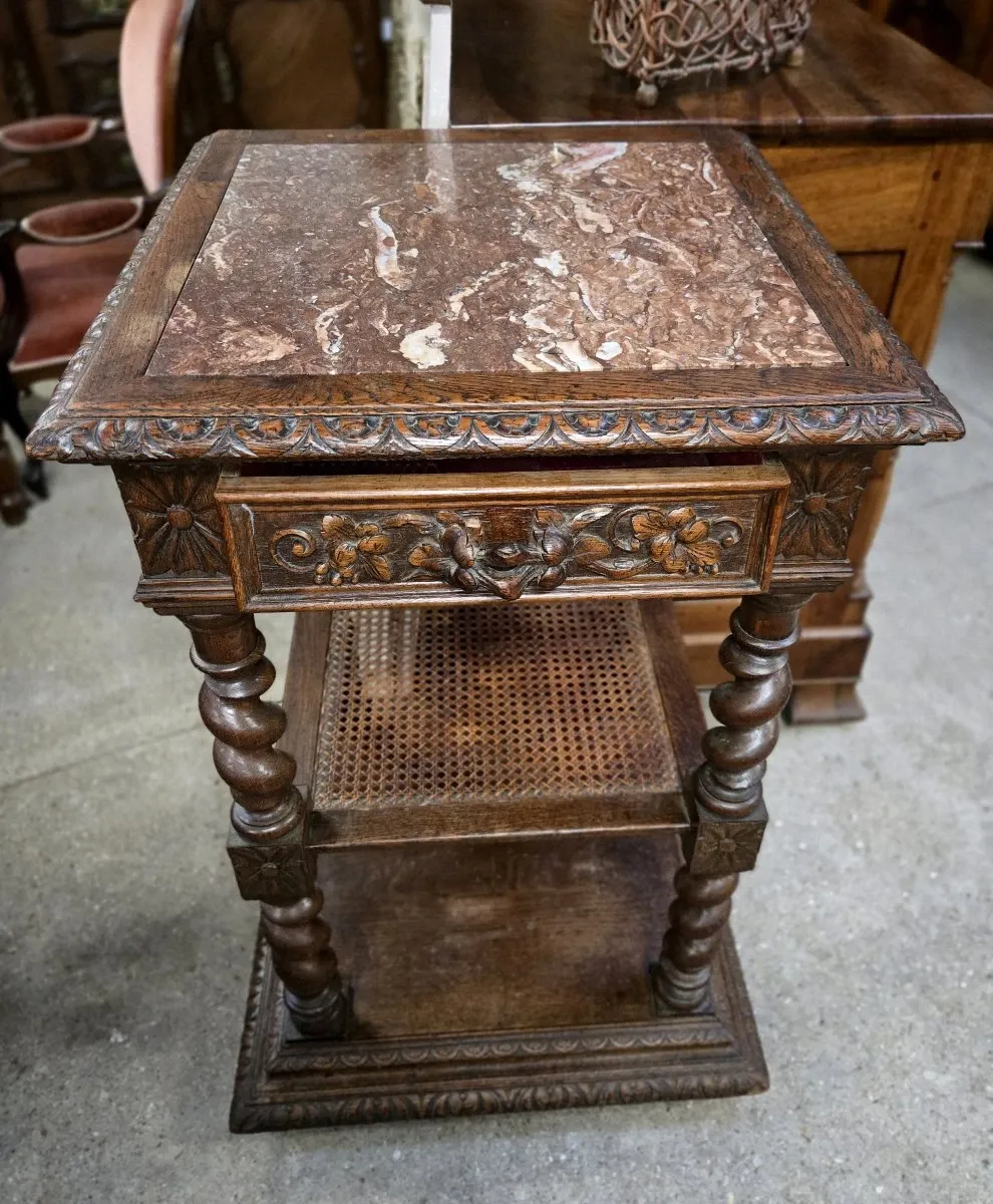 antique console shelf, in Renaissance style, made of solid wood