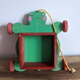 Frog to pull