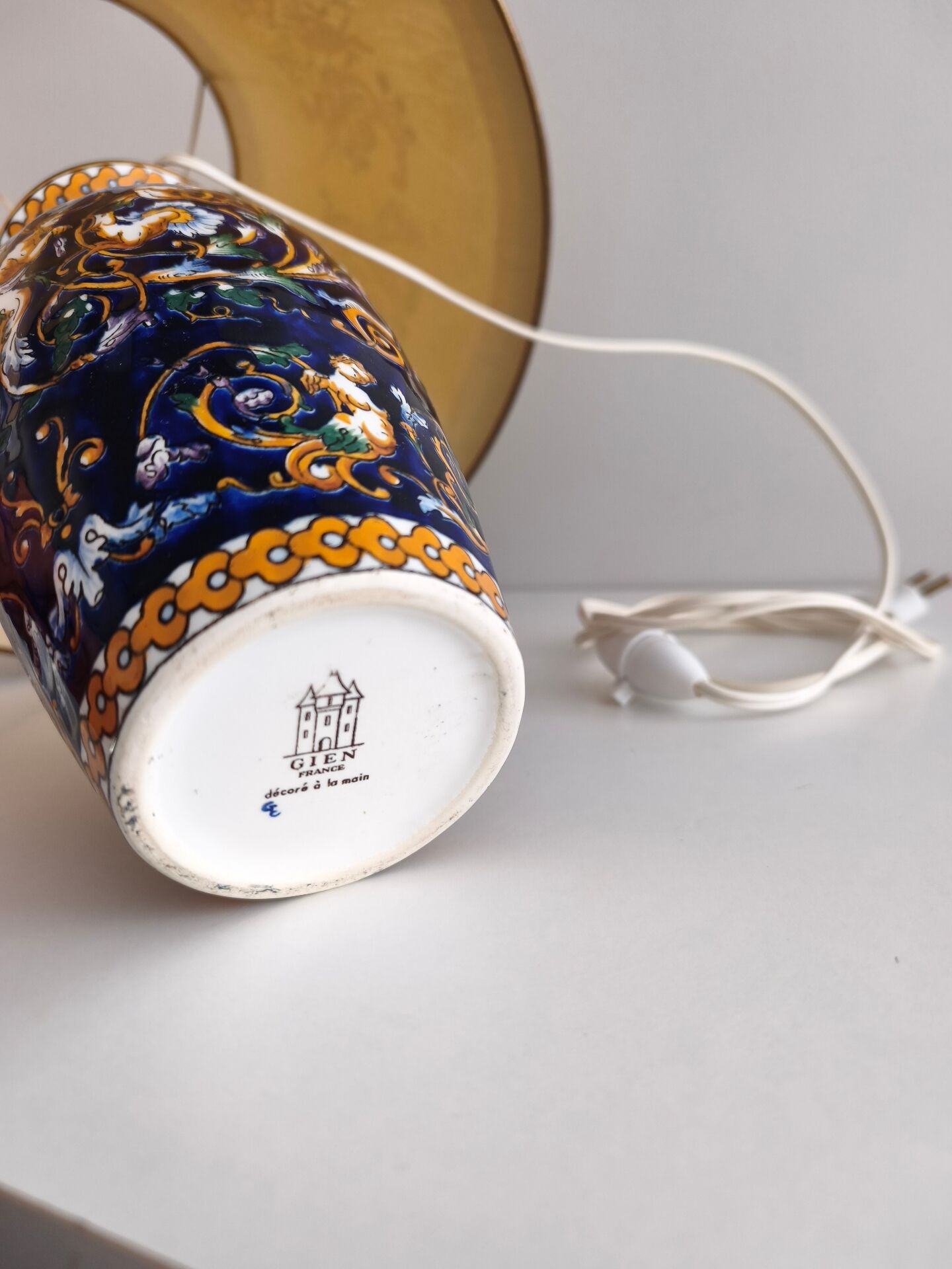 Grande lampe à poser faïence de Gien abat-jour d'origine - Renaissance
