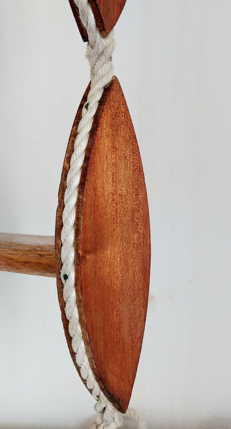 Echelle de bateau vintage bois et cordage