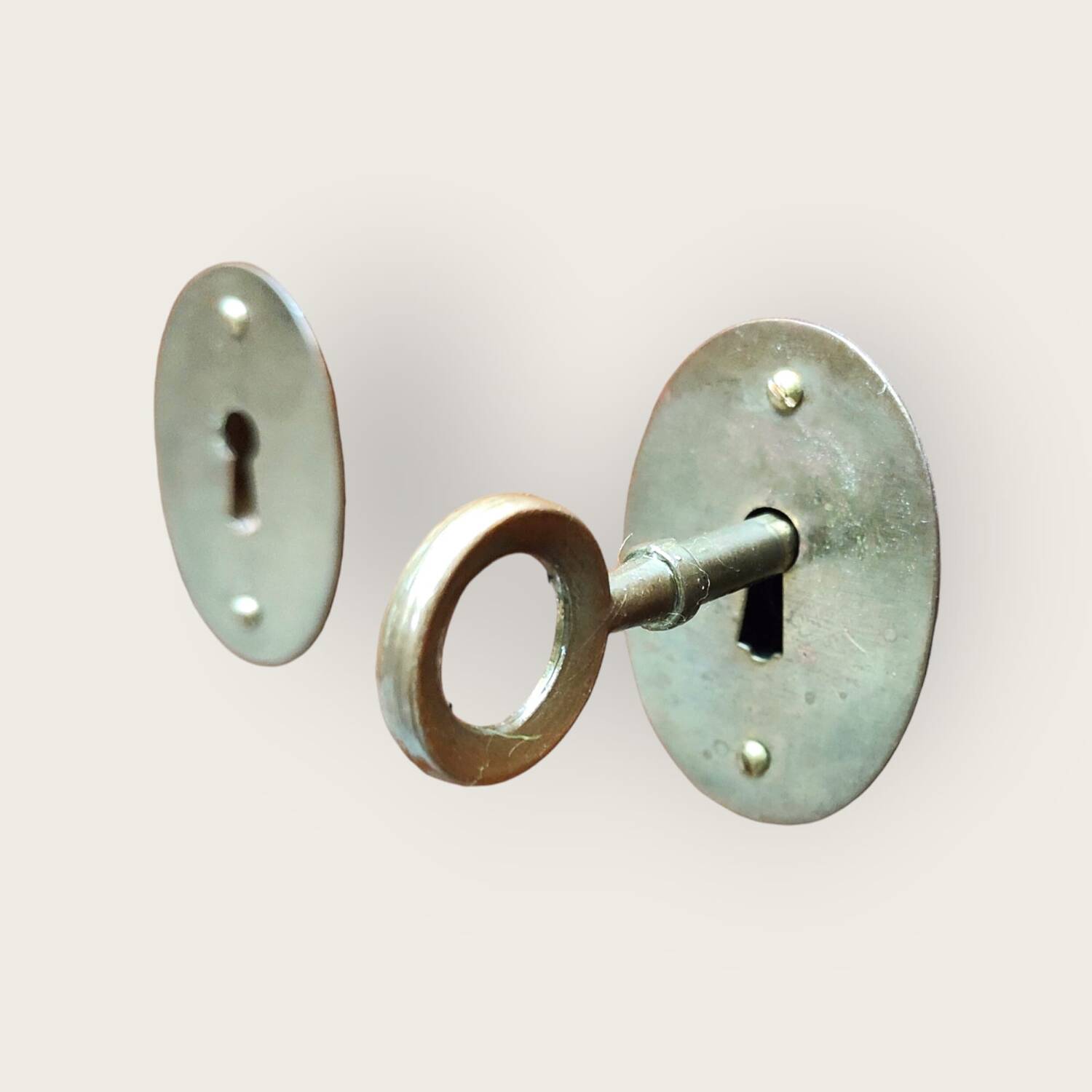 Teak veneer sideboard, mid-20th century