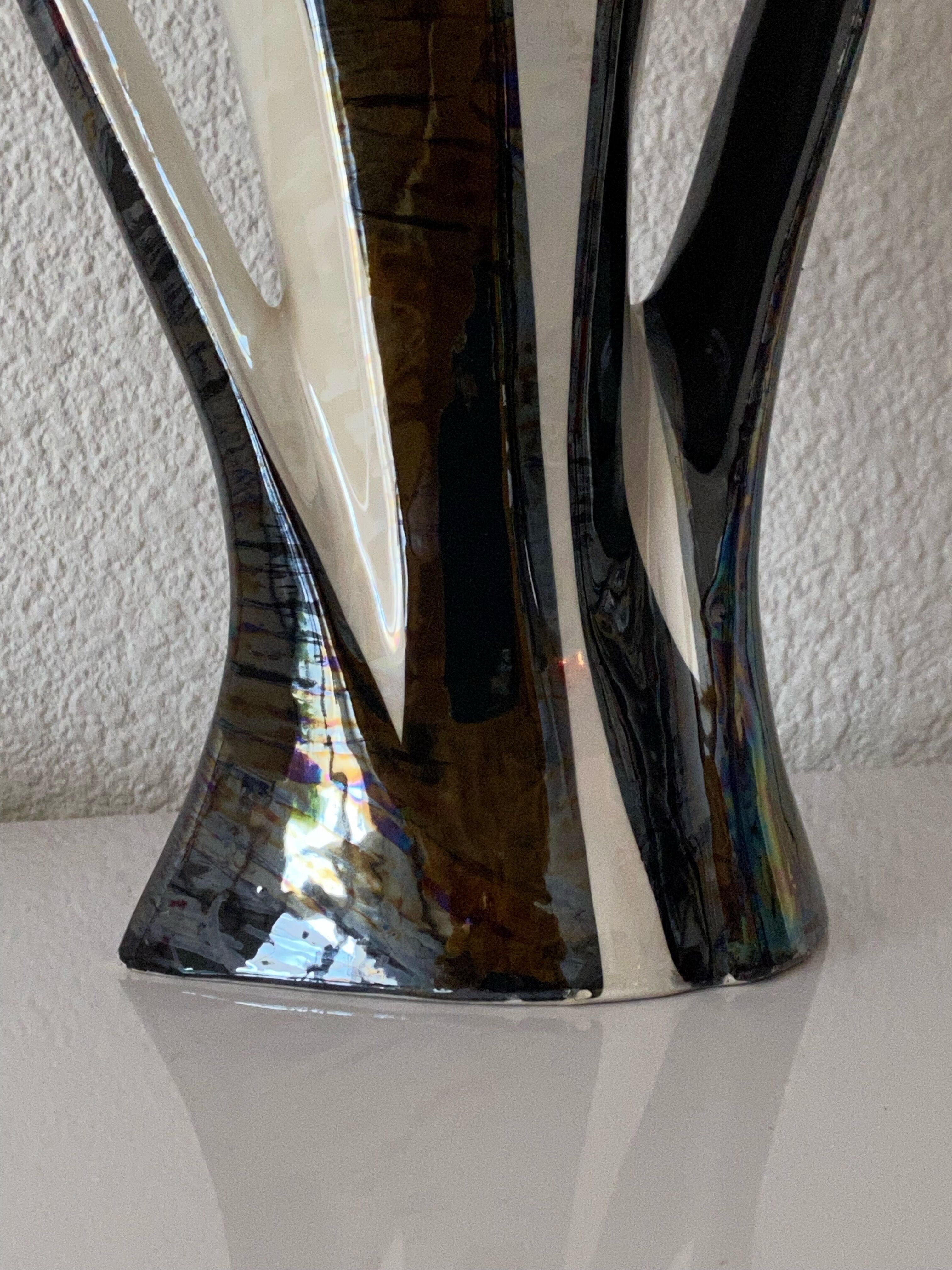 Large vintage black and white vase in ceramic and signed, from the 60s