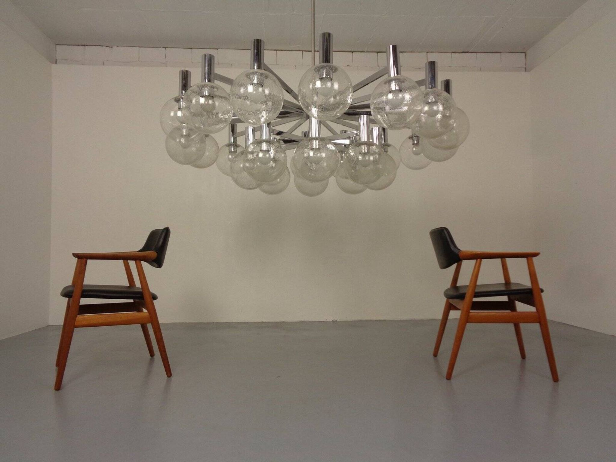 Large chromed spider Sputnik lamp with 24 hand-blown ice glass balls from Ott International, Germany, 1960s.