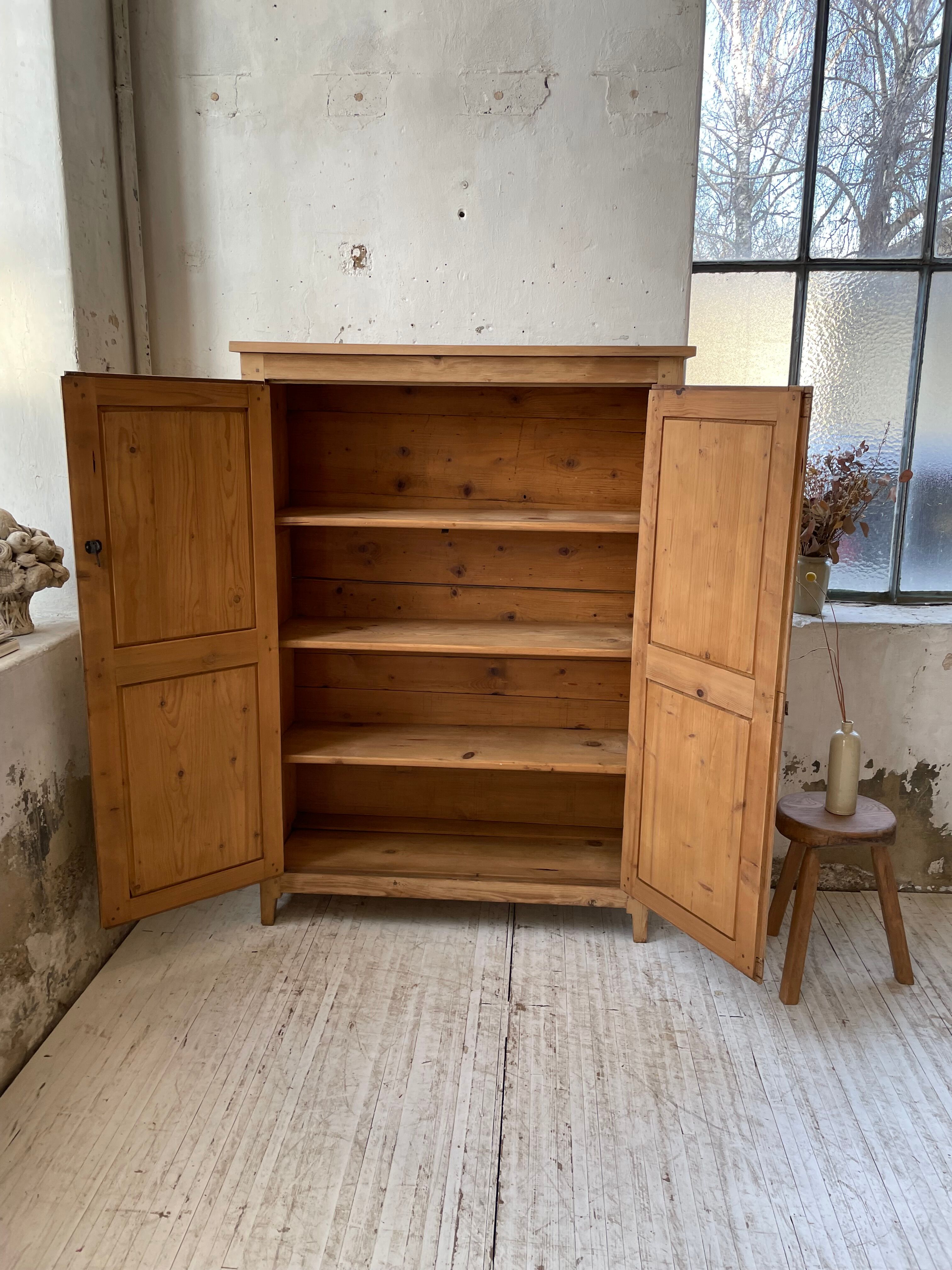 Wooden cabinet cuttery