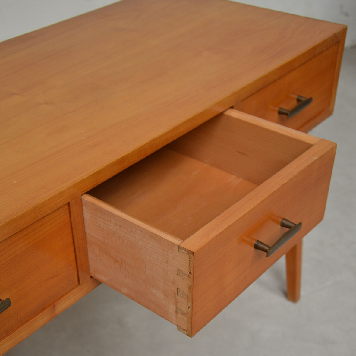 3-drawer console with compass feet, 1960