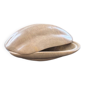 Stone shell box