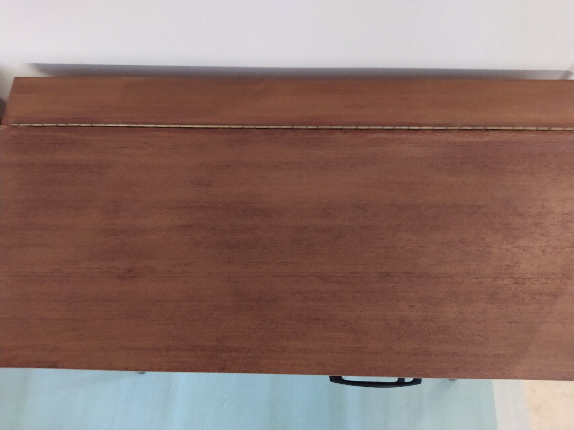 Pair of 2 bedside tables