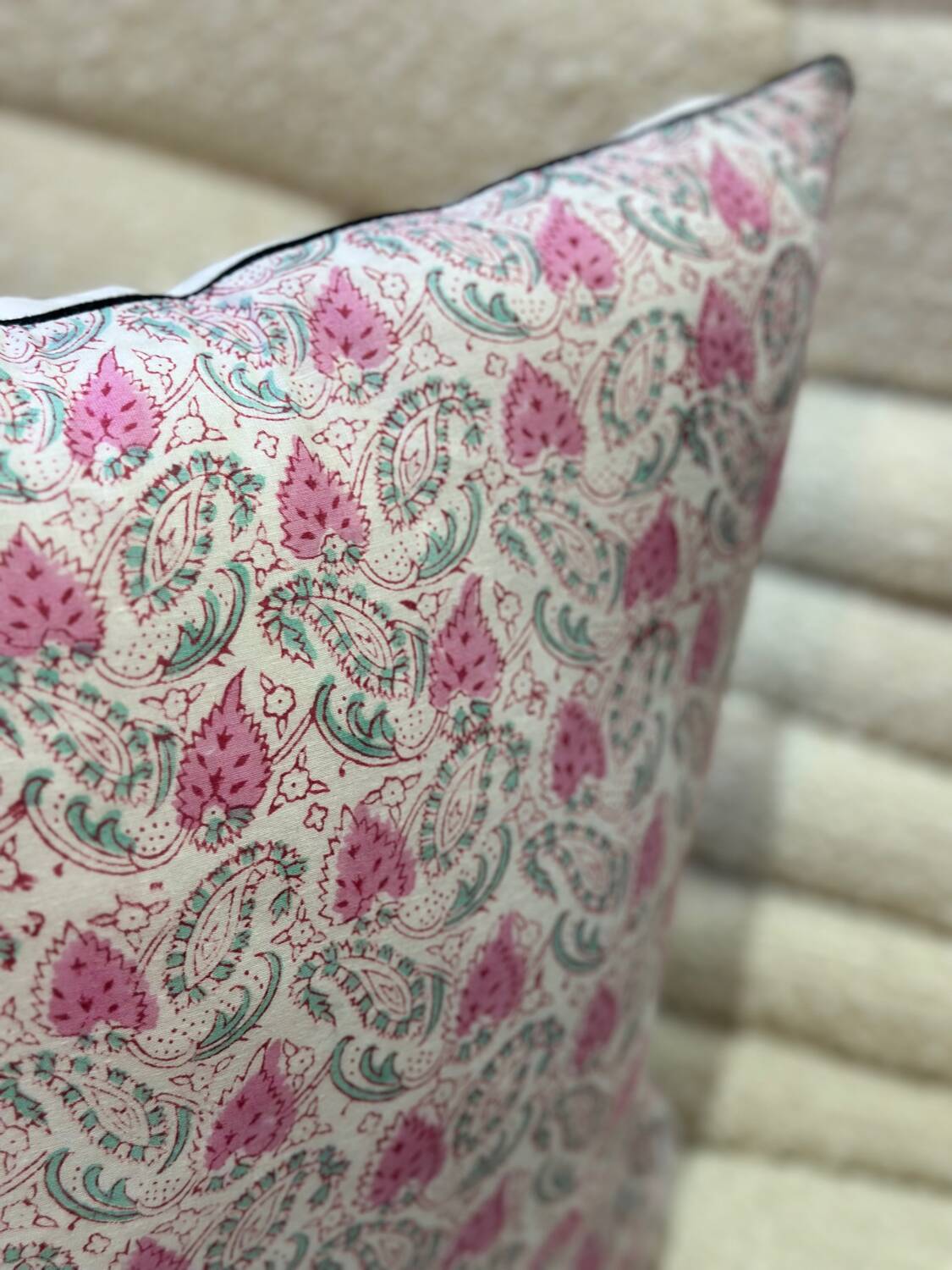 Coussin indien block print fleurs "fleur" - rose/blanc