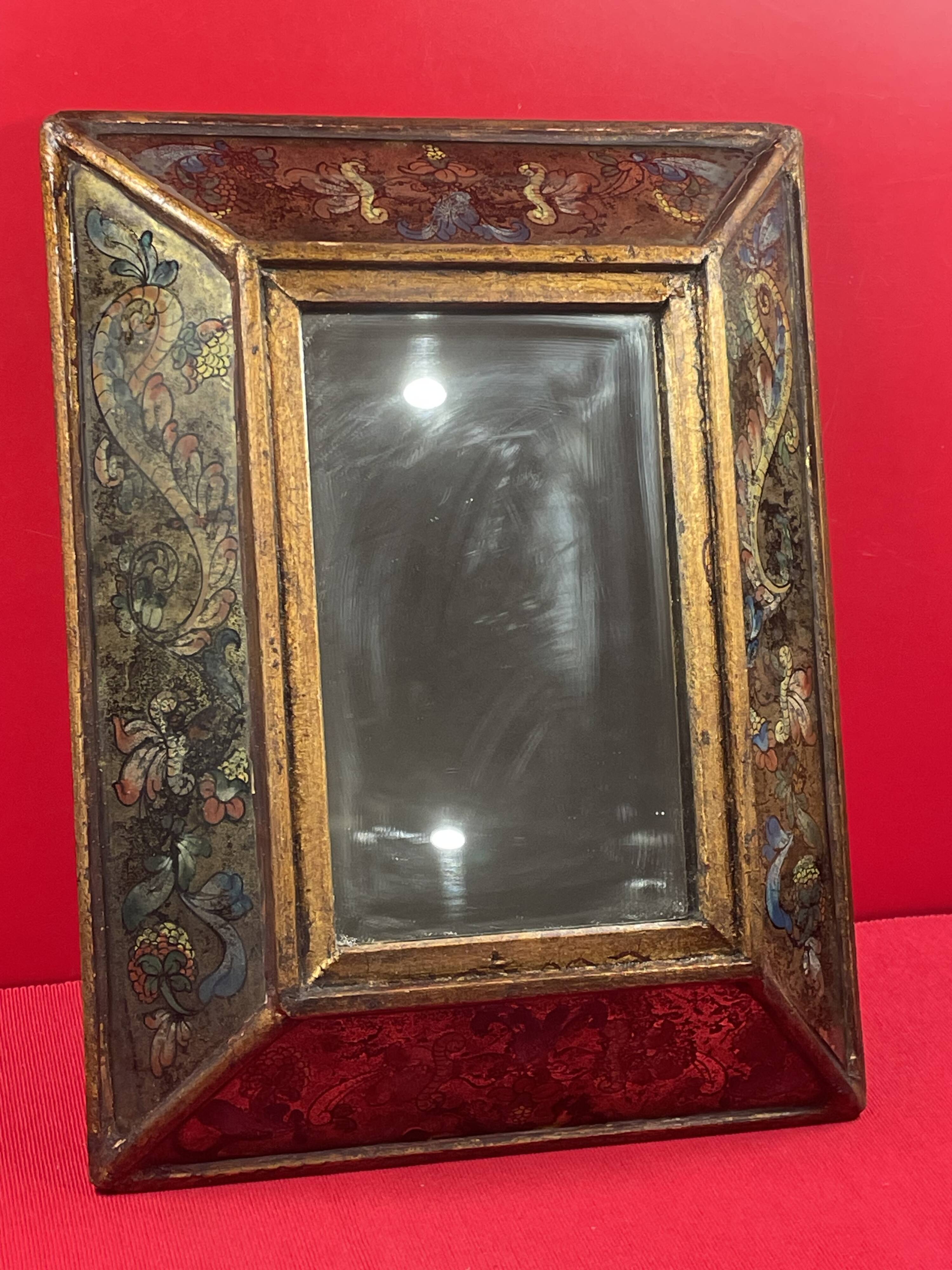 Old Italian mirror, eglomise glass in pareclose, recent central mirror