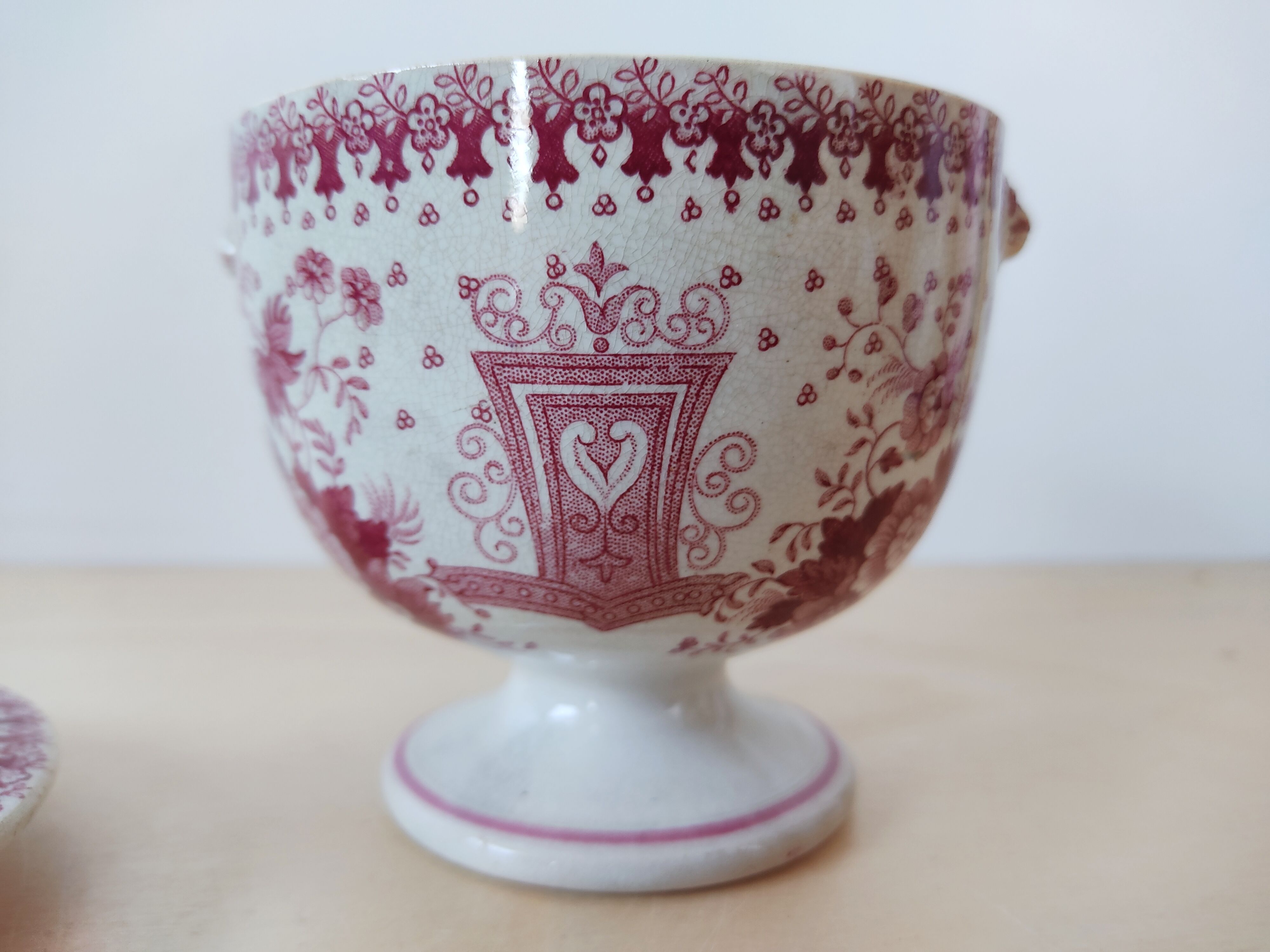 English porcelain sugar, mid-20th century