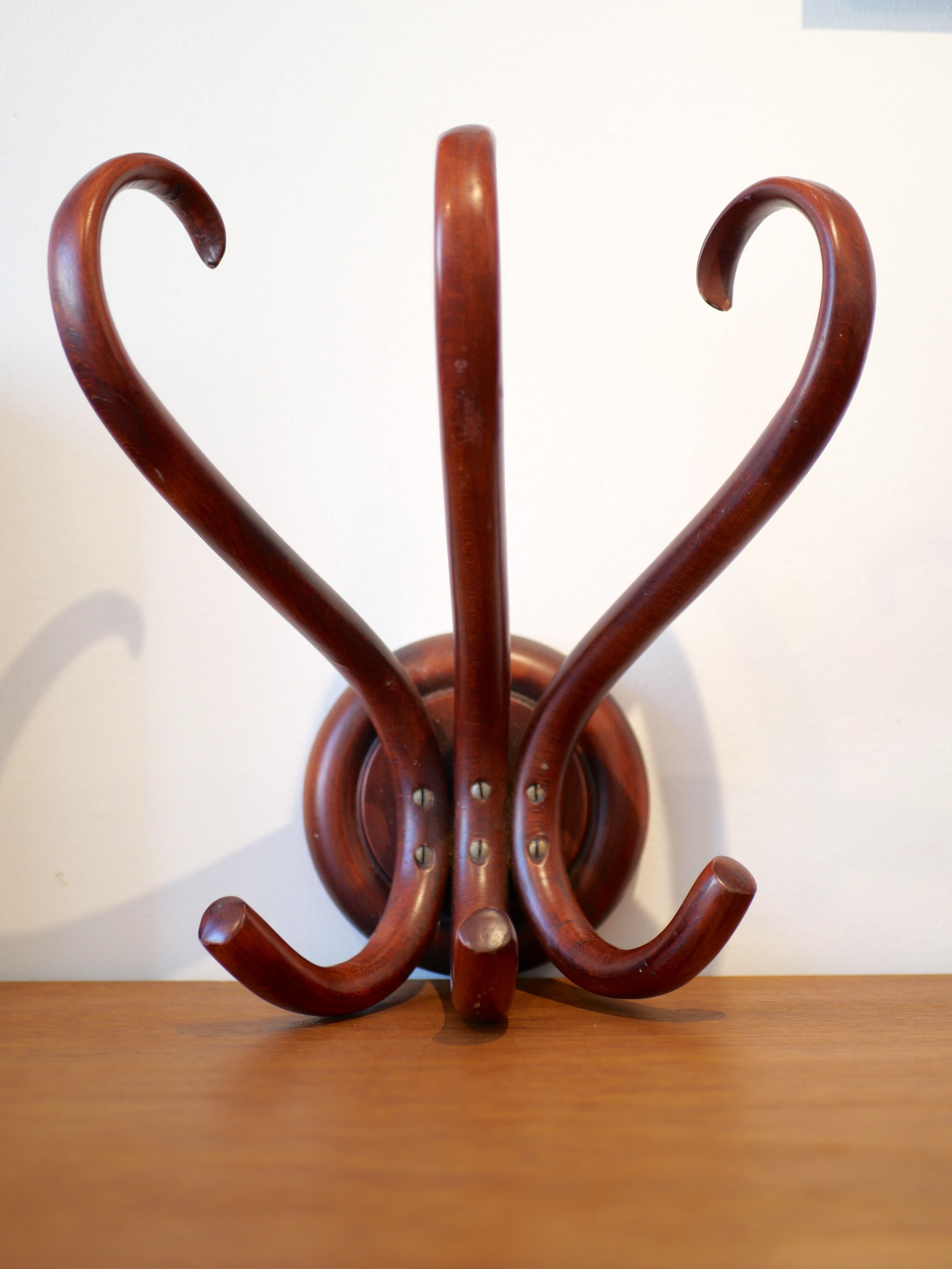 Patère en bois courbé Thonet