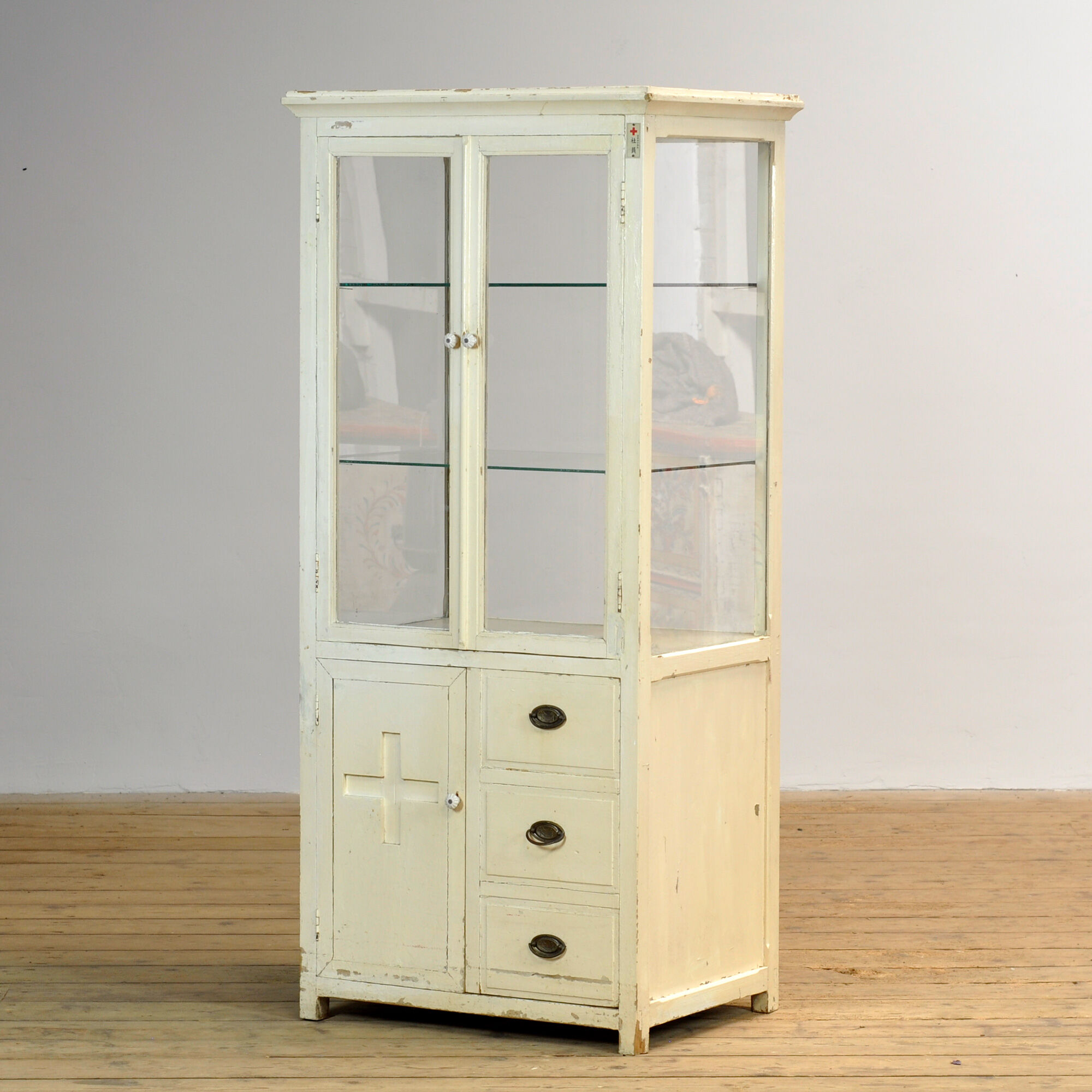 Japanese medical cabinet, circa 1920–1935