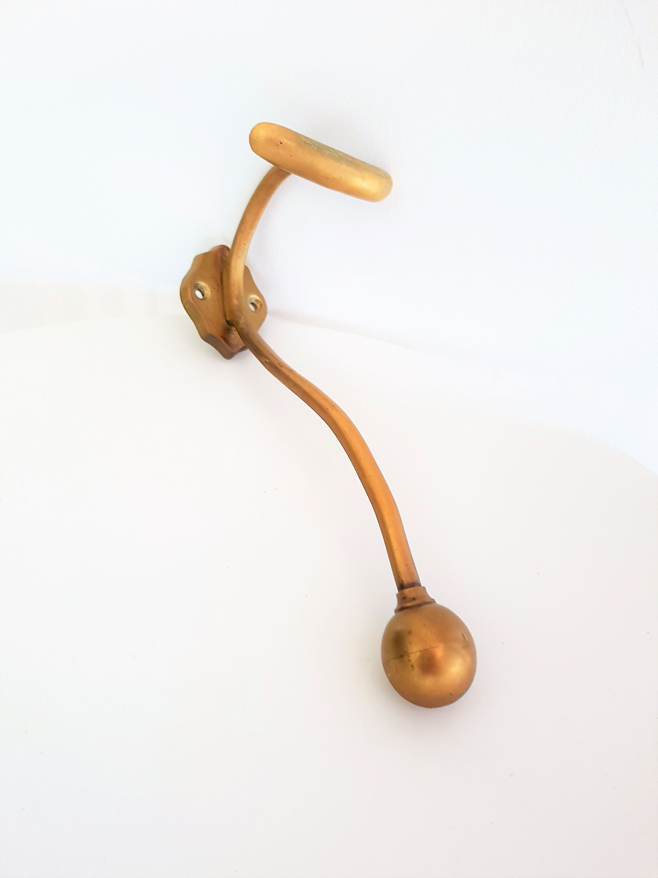 Lot of 4 hooks brass