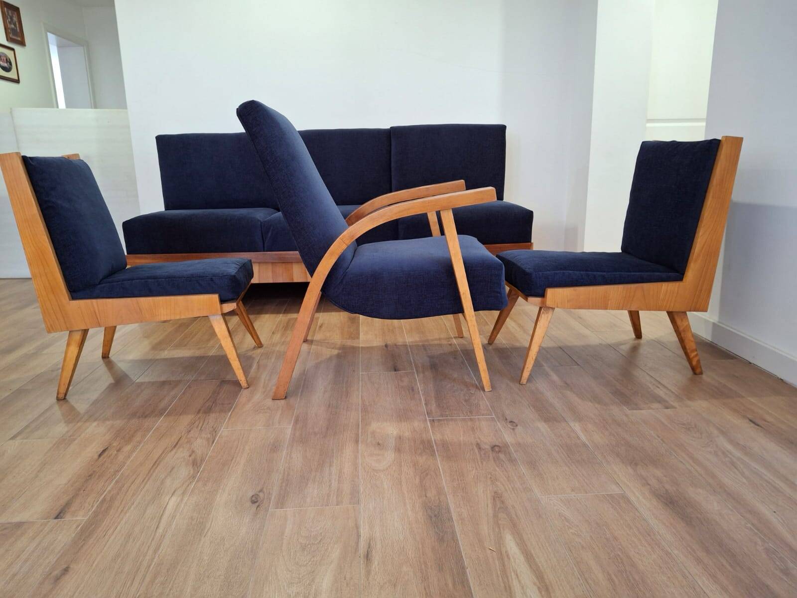 Sofa, lounge chair, two "light" armchairs, designer Lejkowski Leśniewski, 1